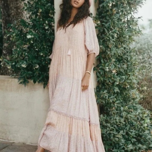 Spell & The Gypsy - Rae Gown Peach - Picture 15 of 16